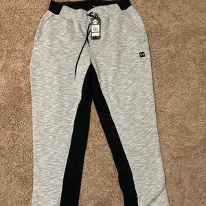 Men’s Under Armour sweatpants